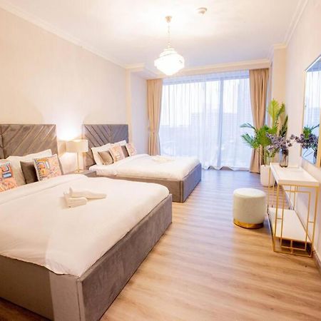 Magnificent 2 Bedroom With Stunning Burj Khalifa View Дубай Екстериор снимка