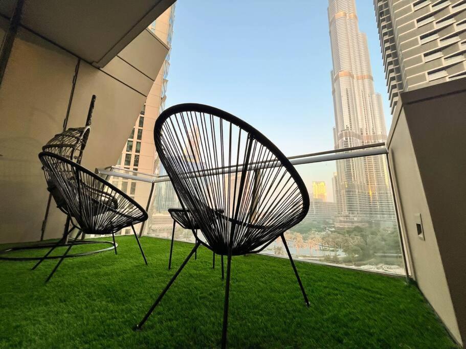Magnificent 2 Bedroom With Stunning Burj Khalifa View Дубай Екстериор снимка